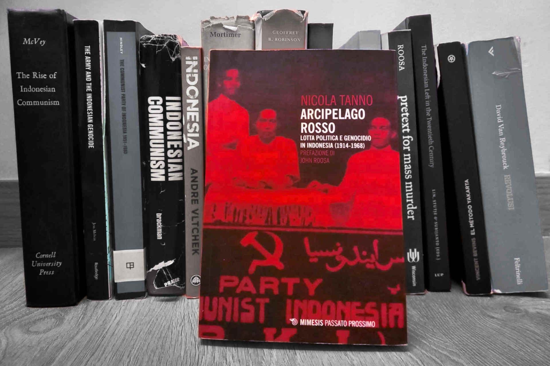 Arcipelago Rosso. Intervista all'autore Nicola Tanno